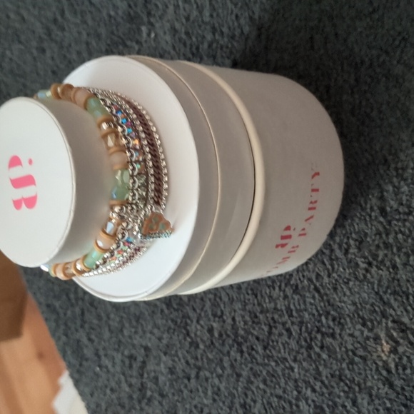 BP "You're The Apple of my Pie", Women's 4-pc Bracelet Set - Picture 5 of 5